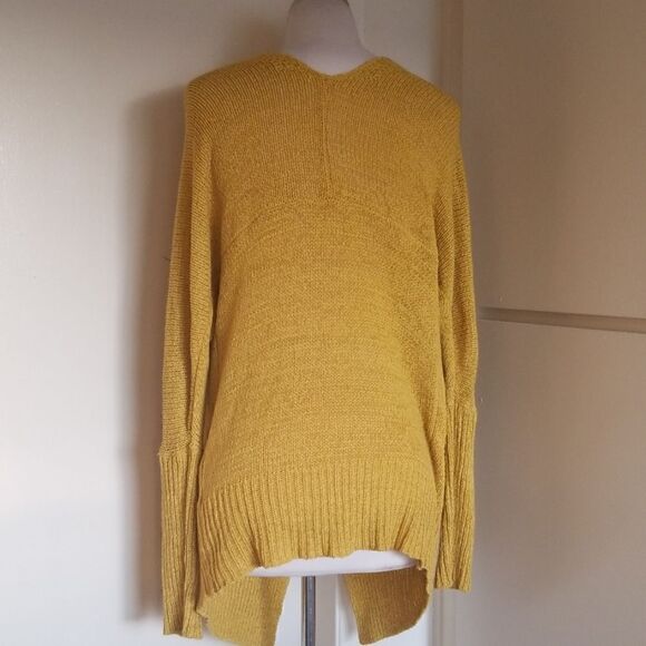 Mustard Yellow knee length Cardigan Sweater,EUC,M - Picture 4 of 8
